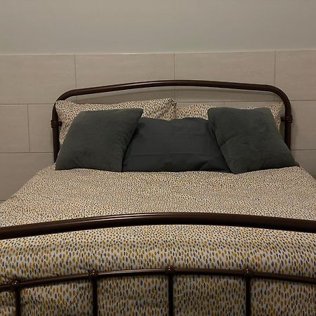 スウィンドンBeanies Lornestreet Four Bed Houseアパートメント エクステリア 写真