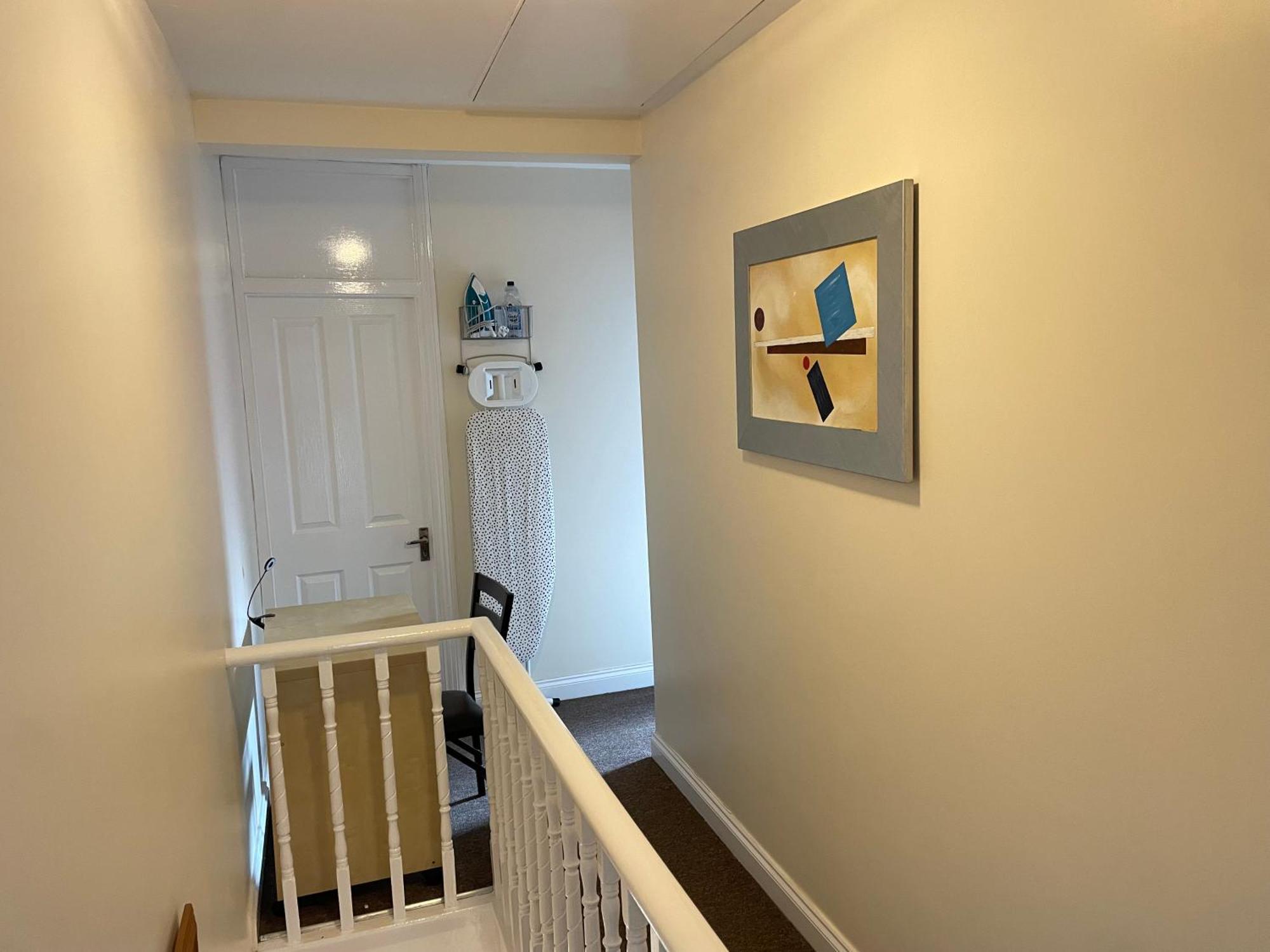 スウィンドンBeanies Lornestreet Four Bed Houseアパートメント エクステリア 写真