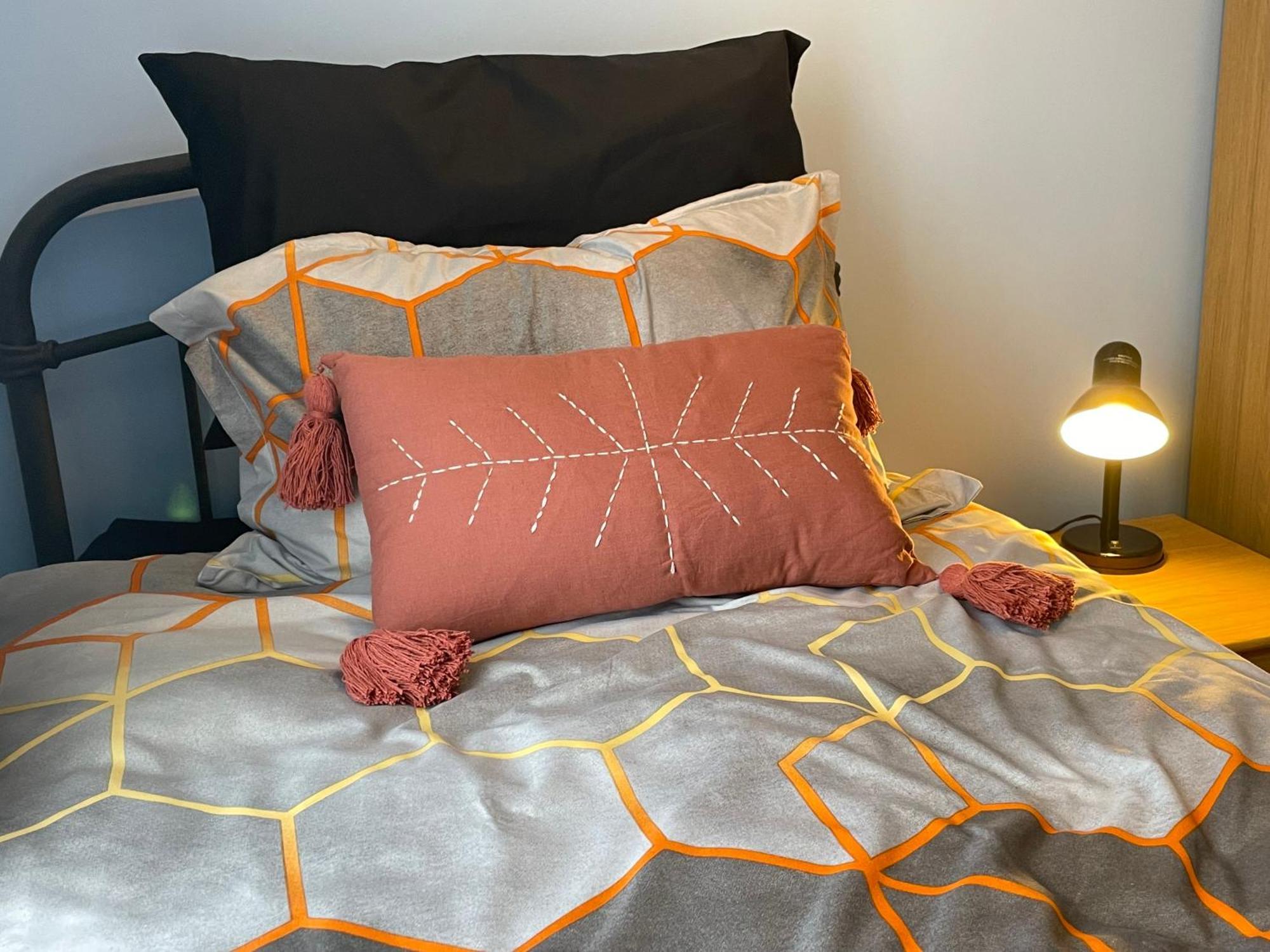 スウィンドンBeanies Lornestreet Four Bed Houseアパートメント エクステリア 写真